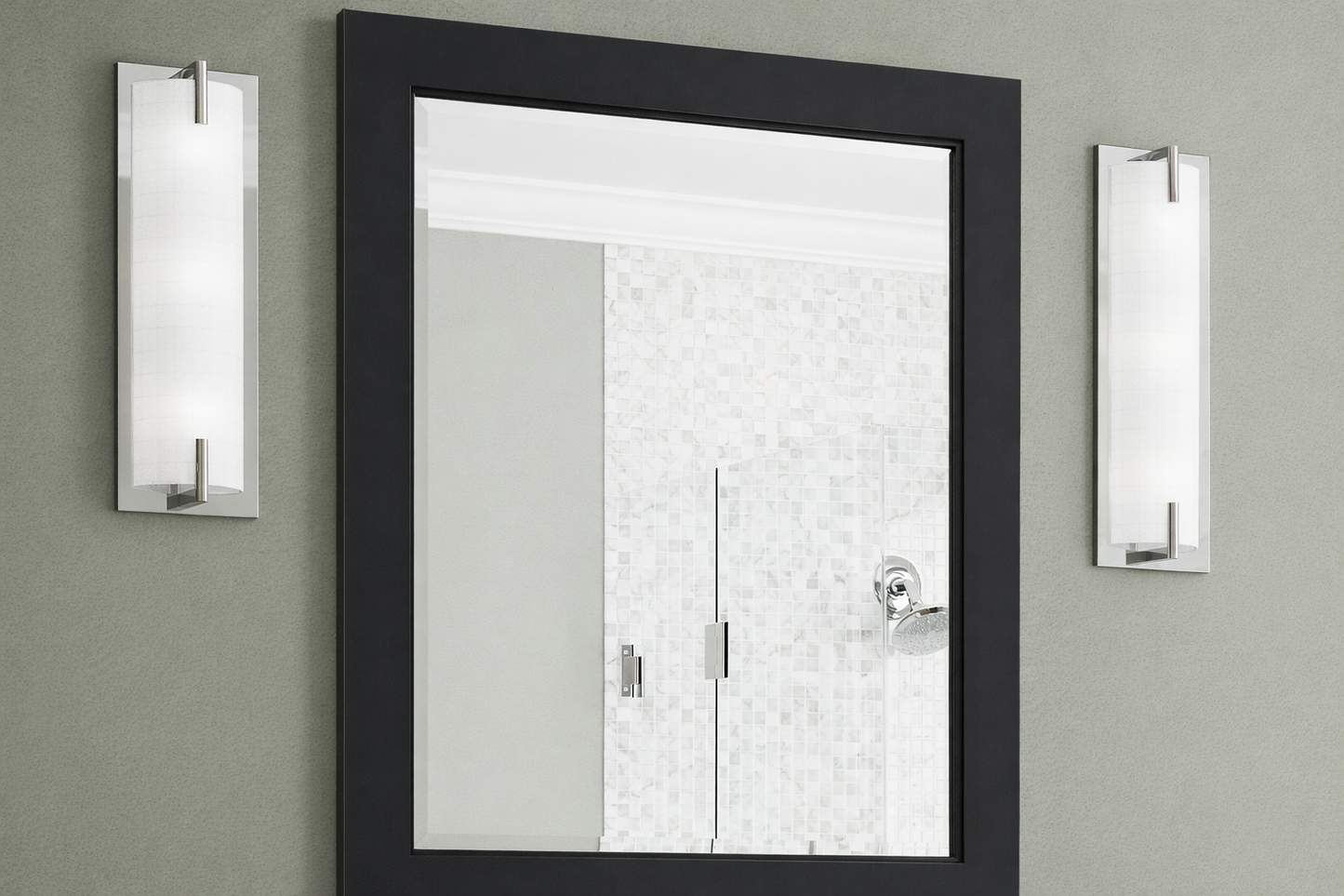 MR2430 - 24x30 inch Trenton Mirror